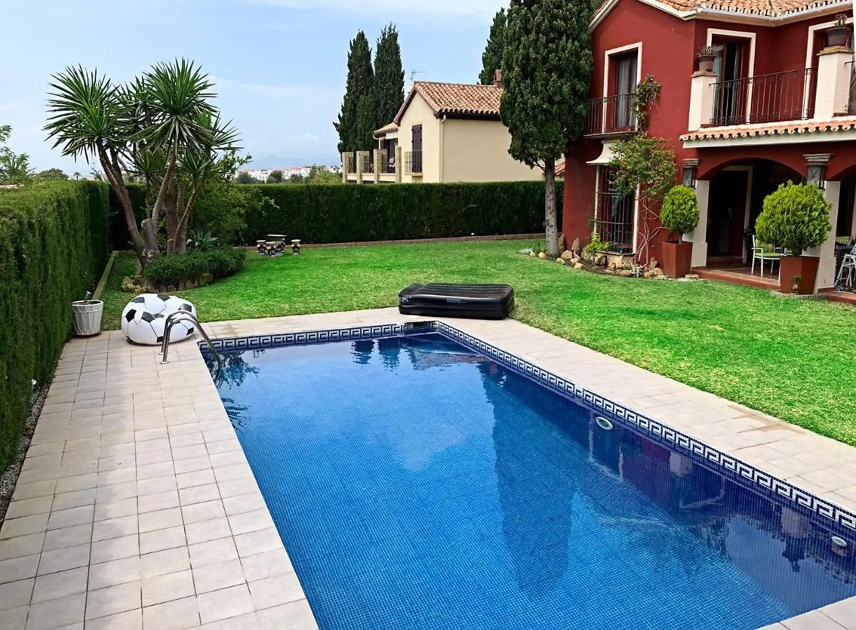 Villa Nabrisa Marbella, 5 Bedroom, Private Pool, Garden, Bbq 0*, Marbella Spain