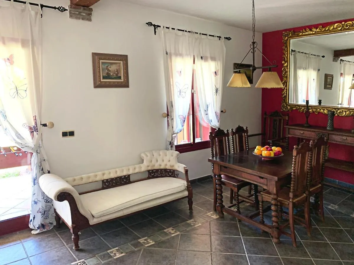 Villa Nabrisa Marbella, 5 Bedroom, Private Pool, Garden, Bbq