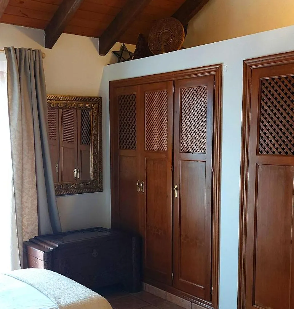 Villa Nabrisa Marbella, 5 Bedroom, Private Pool, Garden, Bbq  Marbella